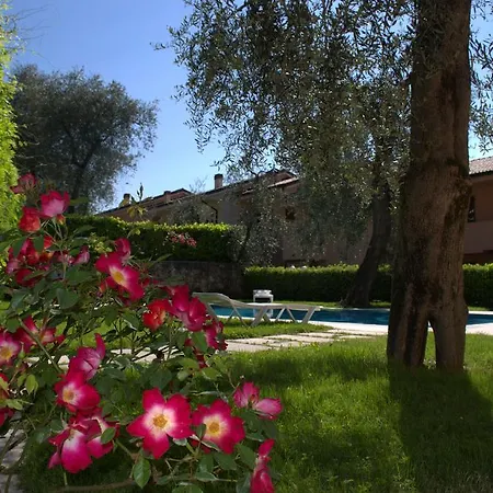 Apart-hotel Gardablu